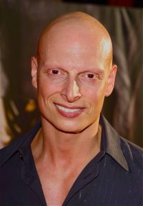 Qué Es la Alopecia. Joseph_Gatt-alopecia-universal.jpeg